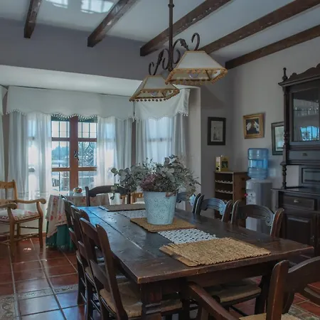 Encanto Villa *